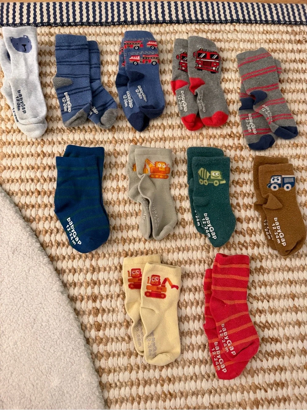 babyGap 11 Pairs Crew Socks Mid Calf Cotton Blend 12-24 Months